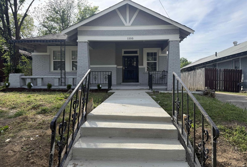 1105 AZALIA ST, Memphis, Tennessee 38106, 3 Bedrooms Bedrooms, 6 Rooms Rooms,1 BathroomBathrooms,Residential,For Sale,AZALIA,10219016