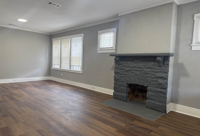 1105 AZALIA ST, Memphis, Tennessee 38106, 3 Bedrooms Bedrooms, 6 Rooms Rooms,1 BathroomBathrooms,Residential,For Sale,AZALIA,10219016