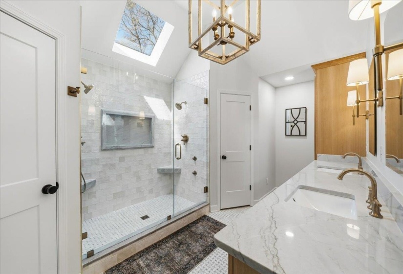 501 COUNTRY WAY DR, Bartlett, Tennessee 38018, 5 Bedrooms Bedrooms, 12 Rooms Rooms,4.1 BathroomsBathrooms,Residential,For Sale,COUNTRY WAY,10219027