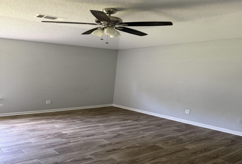 213 HARMONY DR, Mason, Tennessee 38049, 3 Bedrooms Bedrooms, 5 Rooms Rooms,2 BathroomsBathrooms,Residential,For Sale,HARMONY,10219032