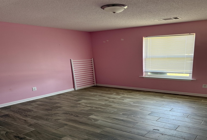 213 HARMONY DR, Mason, Tennessee 38049, 3 Bedrooms Bedrooms, 5 Rooms Rooms,2 BathroomsBathrooms,Residential,For Sale,HARMONY,10219032