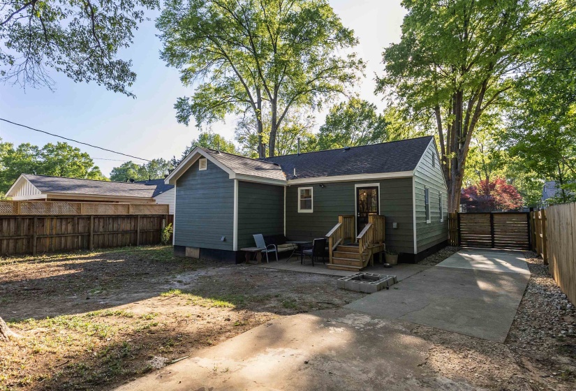 958 WINGFIELD RD, Memphis, Tennessee 38122, 3 Bedrooms Bedrooms, 5 Rooms Rooms,2 BathroomsBathrooms,Residential,For Sale,WINGFIELD,10219035