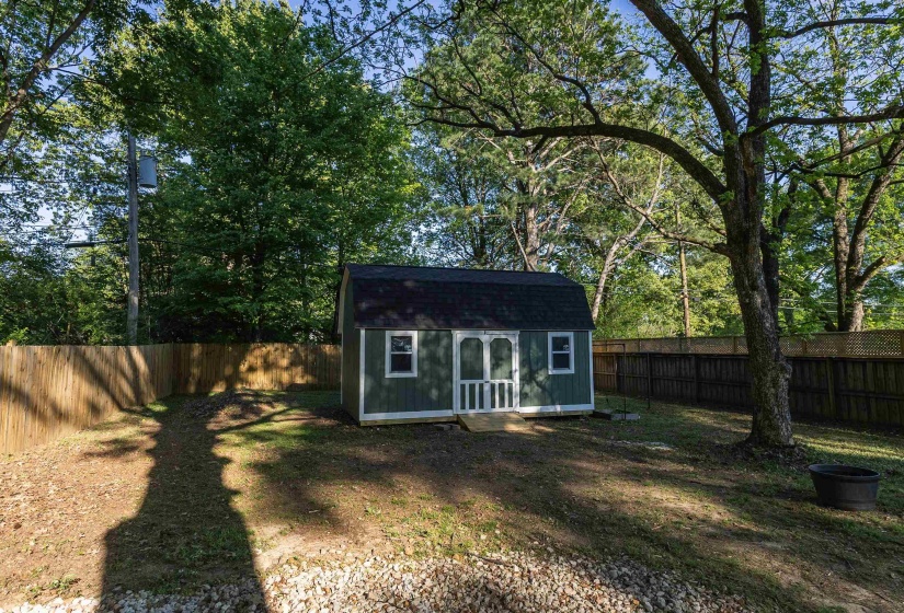 958 WINGFIELD RD, Memphis, Tennessee 38122, 3 Bedrooms Bedrooms, 5 Rooms Rooms,2 BathroomsBathrooms,Residential,For Sale,WINGFIELD,10219035
