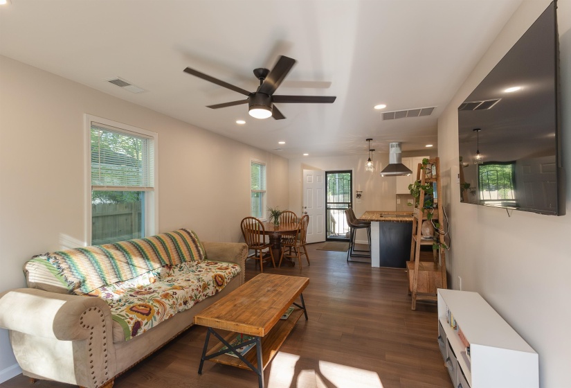 958 WINGFIELD RD, Memphis, Tennessee 38122, 3 Bedrooms Bedrooms, 5 Rooms Rooms,2 BathroomsBathrooms,Residential,For Sale,WINGFIELD,10219035