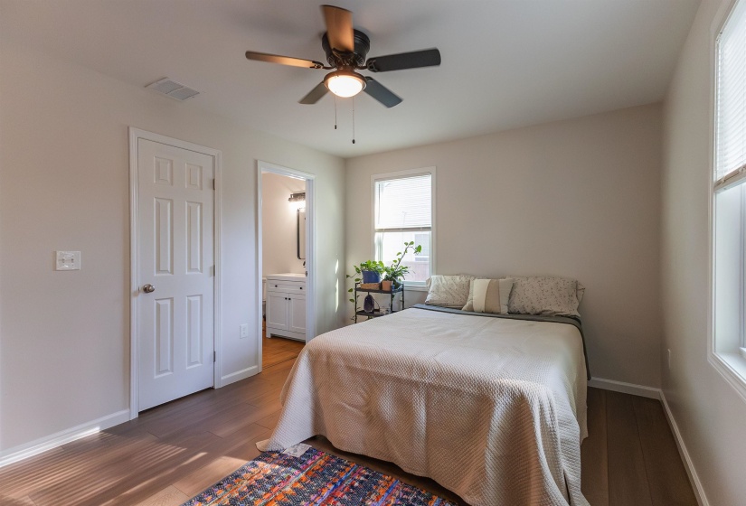 958 WINGFIELD RD, Memphis, Tennessee 38122, 3 Bedrooms Bedrooms, 5 Rooms Rooms,2 BathroomsBathrooms,Residential,For Sale,WINGFIELD,10219035