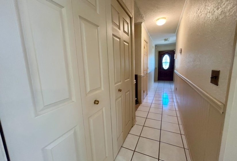 720 RIVERSIDE LN, Crump, Tennessee 38327, 3 Bedroom Bedrooms, 8 Room Rooms,2.1 BathroomBathrooms,Residential,For Sale,RIVERSIDE,0,10219042