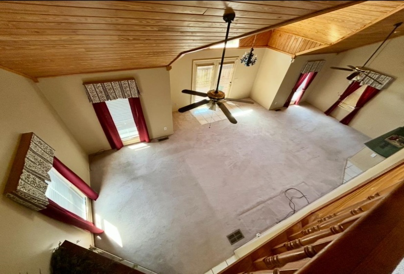 720 RIVERSIDE LN, Crump, Tennessee 38327, 3 Bedroom Bedrooms, 8 Room Rooms,2.1 BathroomBathrooms,Residential,For Sale,RIVERSIDE,0,10219042