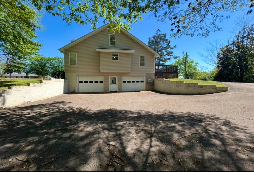 720 RIVERSIDE LN, Crump, Tennessee 38327, 3 Bedroom Bedrooms, 8 Room Rooms,2.1 BathroomBathrooms,Residential,For Sale,RIVERSIDE,0,10219042