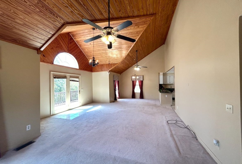 720 RIVERSIDE LN, Crump, Tennessee 38327, 3 Bedroom Bedrooms, 8 Room Rooms,2.1 BathroomBathrooms,Residential,For Sale,RIVERSIDE,0,10219042
