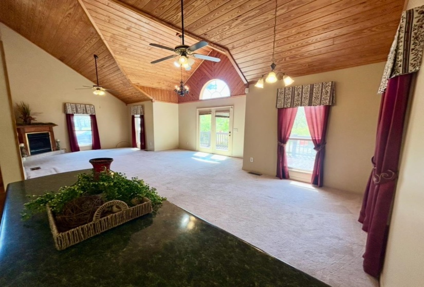 720 RIVERSIDE LN, Crump, Tennessee 38327, 3 Bedroom Bedrooms, 8 Room Rooms,2.1 BathroomBathrooms,Residential,For Sale,RIVERSIDE,0,10219042