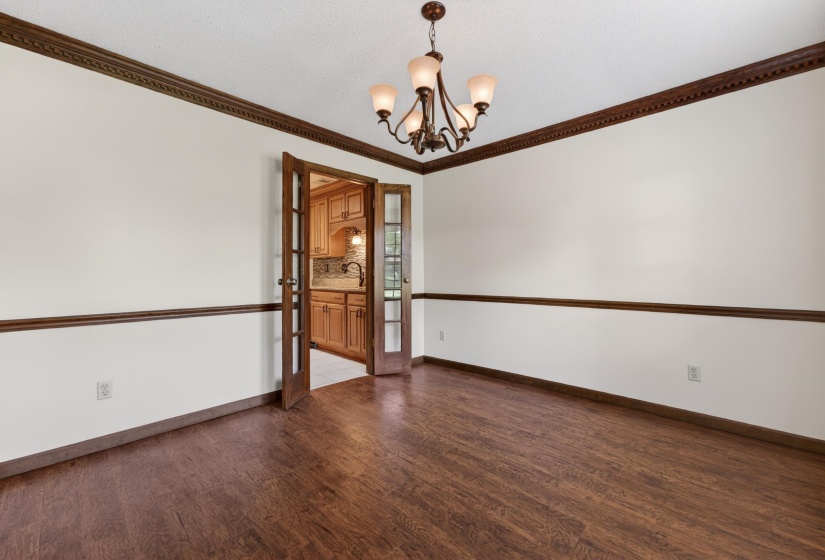 354 COLLEGE DR, Collierville, Tennessee 38017, 5 Bedrooms Bedrooms, 7 Rooms Rooms,3 BathroomsBathrooms,Residential,For Sale,COLLEGE,10219056