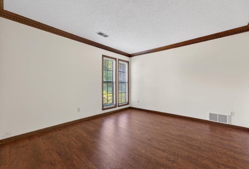 354 COLLEGE DR, Collierville, Tennessee 38017, 5 Bedrooms Bedrooms, 7 Rooms Rooms,3 BathroomsBathrooms,Residential,For Sale,COLLEGE,10219056