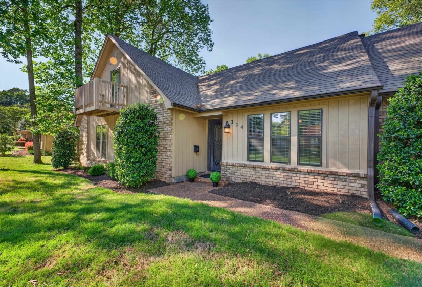 354 COLLEGE DR, Collierville, Tennessee 38017, 5 Bedrooms Bedrooms, 7 Rooms Rooms,3 BathroomsBathrooms,Residential,For Sale,COLLEGE,10219056