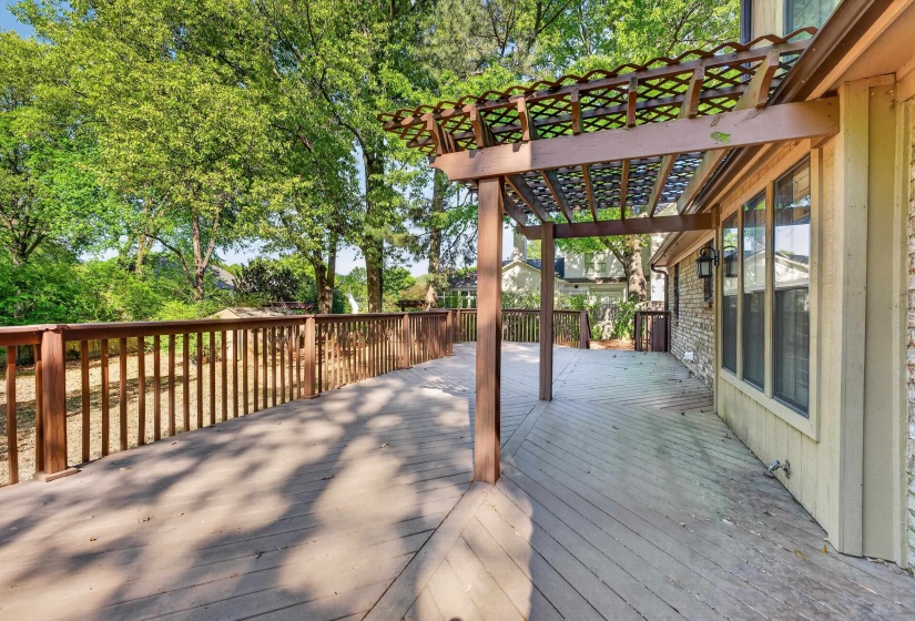 354 COLLEGE DR, Collierville, Tennessee 38017, 5 Bedrooms Bedrooms, 7 Rooms Rooms,3 BathroomsBathrooms,Residential,For Sale,COLLEGE,10219056