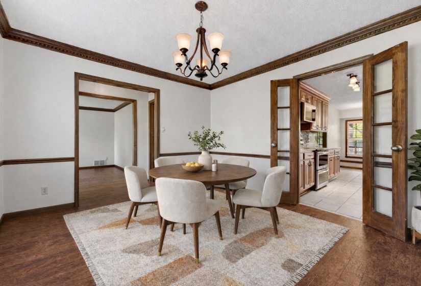 354 COLLEGE DR, Collierville, Tennessee 38017, 5 Bedrooms Bedrooms, 7 Rooms Rooms,3 BathroomsBathrooms,Residential,For Sale,COLLEGE,10219056