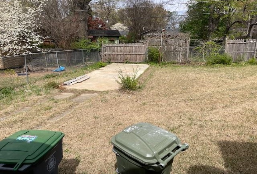 3152 LARKSPUR DR, Memphis, Tennessee 38111, 4 Bedrooms Bedrooms, 8 Rooms Rooms,1.1 BathroomsBathrooms,Residential,For Sale,LARKSPUR,10219057