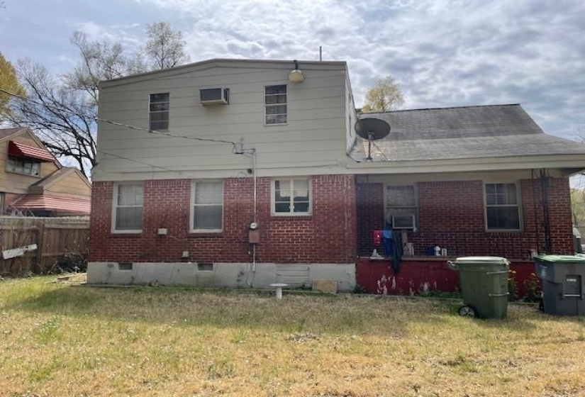 3152 LARKSPUR DR, Memphis, Tennessee 38111, 4 Bedrooms Bedrooms, 8 Rooms Rooms,1.1 BathroomsBathrooms,Residential,For Sale,LARKSPUR,10219057