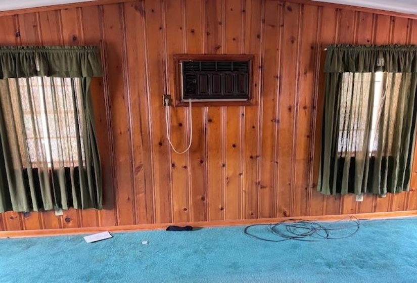 3152 LARKSPUR DR, Memphis, Tennessee 38111, 4 Bedrooms Bedrooms, 8 Rooms Rooms,1.1 BathroomsBathrooms,Residential,For Sale,LARKSPUR,10219057