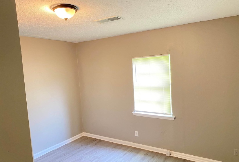 855 HILTON ST, Memphis, Tennessee 38114, 4 Bedrooms Bedrooms, 7 Rooms Rooms,1 BathroomBathrooms,Residential,For Sale,HILTON,10219067