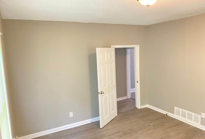 855 HILTON ST, Memphis, Tennessee 38114, 4 Bedrooms Bedrooms, 7 Rooms Rooms,1 BathroomBathrooms,Residential,For Sale,HILTON,10219067