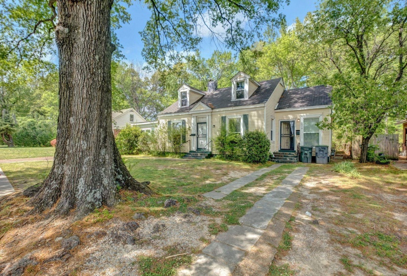 2062 JACKSON AVE, Memphis, Tennessee 38112, 4 Bedrooms Bedrooms, 9 Rooms Rooms,2 BathroomsBathrooms,Residential,For Sale,JACKSON,10219070