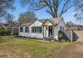3890 LYTLE CIR, Memphis, Tennessee 38122, 2 Bedrooms Bedrooms, 5 Rooms Rooms,1 BathroomBathrooms,Residential,For Sale,LYTLE,10219087