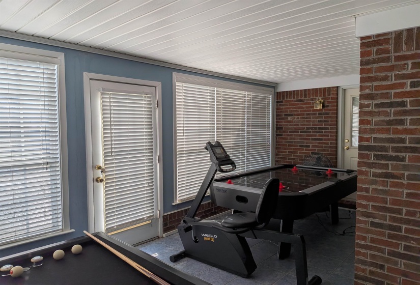 6110 NELLWOOD DR, Olive Branch, Mississippi 38654, 3 Bedroom Bedrooms, 7 Room Rooms,2.1 BathroomBathrooms,Residential,For Sale,NELLWOOD,0,10219104