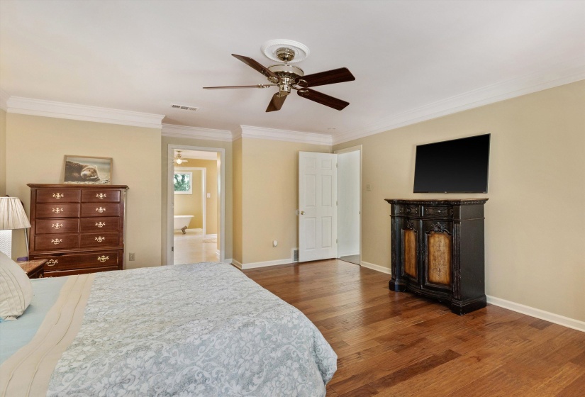 2800 LEVEE OAKS DR, Collierville, Tennessee 38017, 3 Bedroom Bedrooms, 8 Room Rooms,2.1 BathroomBathrooms,Residential,For Sale,LEVEE OAKS,0,10219105
