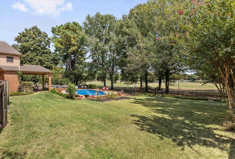 2800 LEVEE OAKS DR, Collierville, Tennessee 38017, 3 Bedroom Bedrooms, 8 Room Rooms,2.1 BathroomBathrooms,Residential,For Sale,LEVEE OAKS,0,10219105