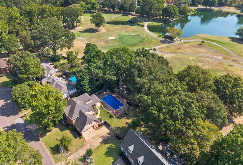 2800 LEVEE OAKS DR, Collierville, Tennessee 38017, 3 Bedroom Bedrooms, 8 Room Rooms,2.1 BathroomBathrooms,Residential,For Sale,LEVEE OAKS,0,10219105