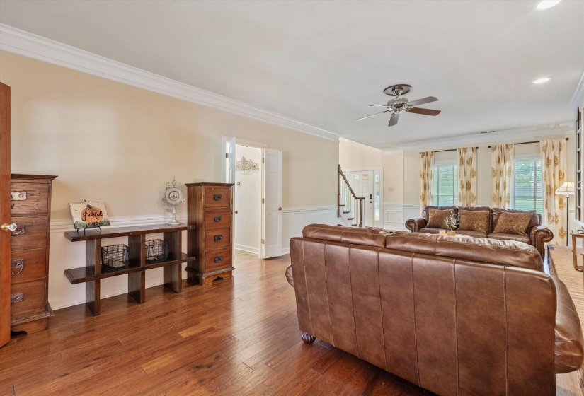 2800 LEVEE OAKS DR, Collierville, Tennessee 38017, 3 Bedroom Bedrooms, 8 Room Rooms,2.1 BathroomBathrooms,Residential,For Sale,LEVEE OAKS,0,10219105