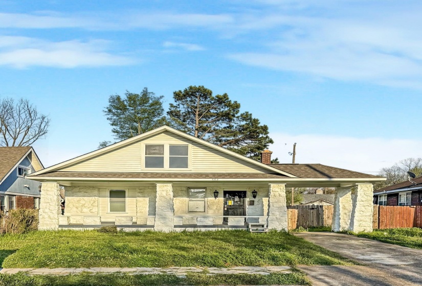 668 STONEWALL ST, Memphis, Tennessee 38107, 3 Bedroom Bedrooms, 6 Room Rooms,2 BathroomBathrooms,Residential,For Sale,STONEWALL,0,10219107