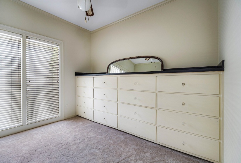 478 RACQUET CLUB PL DR, Memphis, Tennessee 38117, 3 Bedrooms Bedrooms, 8 Rooms Rooms,2.1 BathroomsBathrooms,Residential,For Sale,RACQUET CLUB PL,10219121