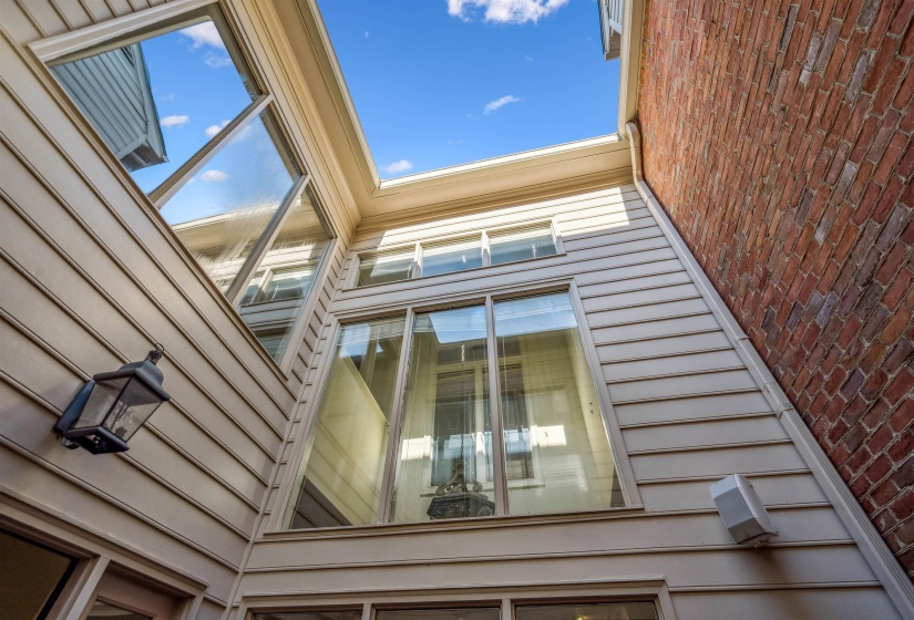 478 RACQUET CLUB PL DR, Memphis, Tennessee 38117, 3 Bedrooms Bedrooms, 8 Rooms Rooms,2.1 BathroomsBathrooms,Residential,For Sale,RACQUET CLUB PL,10219121