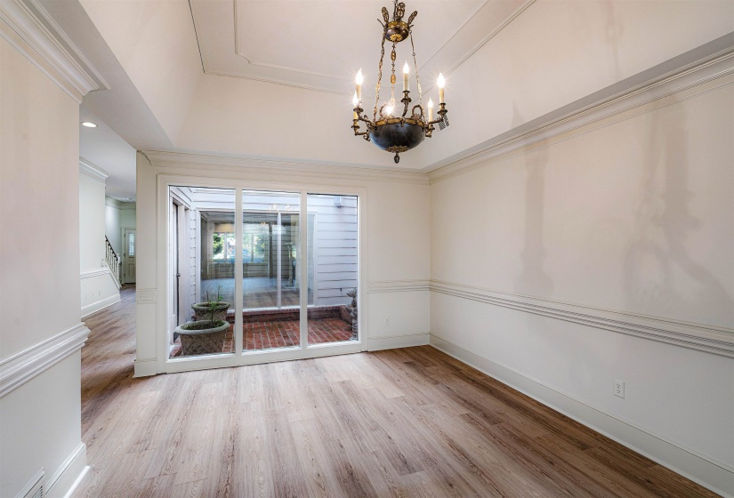 478 RACQUET CLUB PL DR, Memphis, Tennessee 38117, 3 Bedrooms Bedrooms, 8 Rooms Rooms,2.1 BathroomsBathrooms,Residential,For Sale,RACQUET CLUB PL,10219121