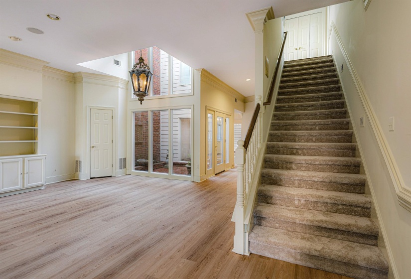 478 RACQUET CLUB PL DR, Memphis, Tennessee 38117, 3 Bedrooms Bedrooms, 8 Rooms Rooms,2.1 BathroomsBathrooms,Residential,For Sale,RACQUET CLUB PL,10219121