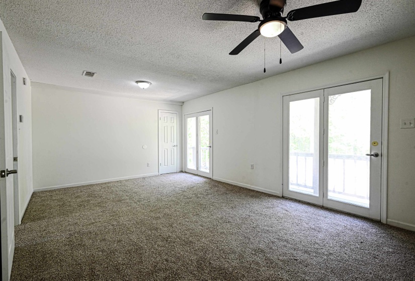 6126 WOODSTOCK HILLS DR, Millington, Tennessee 38053, 3 Bedrooms Bedrooms, 7 Rooms Rooms,3.1 BathroomsBathrooms,Residential,For Sale,WOODSTOCK HILLS,10219122