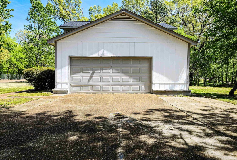 6126 WOODSTOCK HILLS DR, Millington, Tennessee 38053, 3 Bedrooms Bedrooms, 7 Rooms Rooms,3.1 BathroomsBathrooms,Residential,For Sale,WOODSTOCK HILLS,10219122