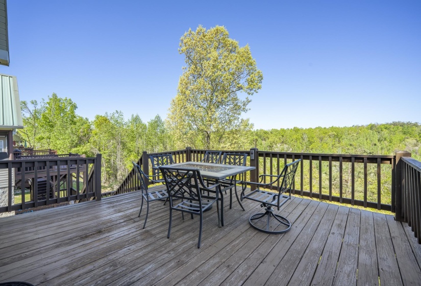 9 MOUNTAIN VIEW DR, Iuka, Mississippi 38852, 4 Bedroom Bedrooms, 9 Room Rooms,3 BathroomBathrooms,Residential,For Sale,MOUNTAIN VIEW,0,10219146