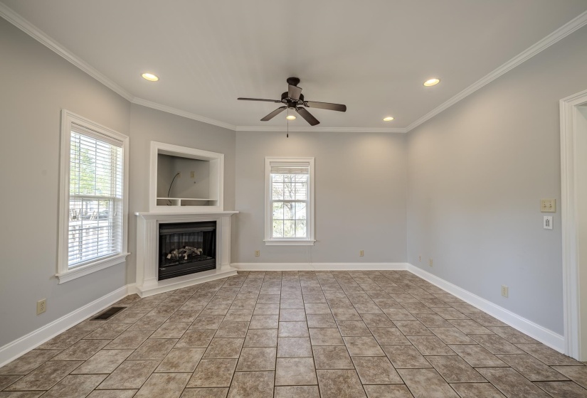 9 MOUNTAIN VIEW DR, Iuka, Mississippi 38852, 4 Bedroom Bedrooms, 9 Room Rooms,3 BathroomBathrooms,Residential,For Sale,MOUNTAIN VIEW,0,10219146