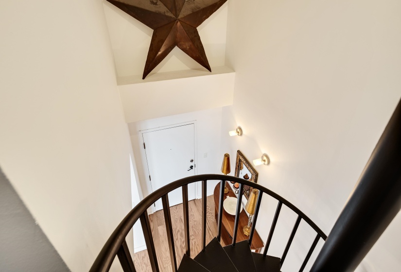 66 MONROE #1004 AVE, Memphis, Tennessee 38103, 2 Bedrooms Bedrooms, 6 Rooms Rooms,2 BathroomsBathrooms,Residential,For Sale,MONROE #1004,10219148