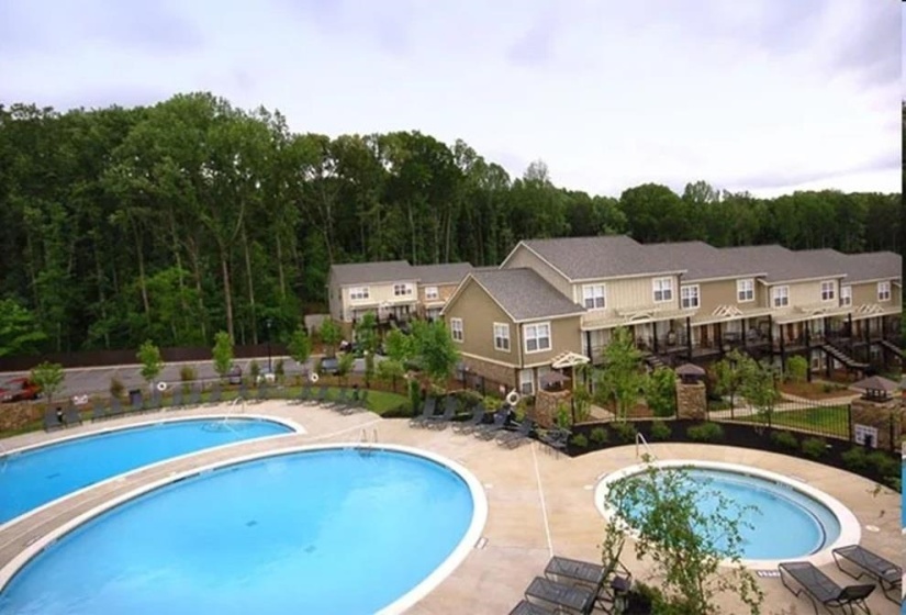 1101 TREE TOP WAY, Knoxville, Tennessee 37920, 3 Bedrooms Bedrooms, 5 Rooms Rooms,3 BathroomsBathrooms,Residential,For Sale,TREE TOP,10211700