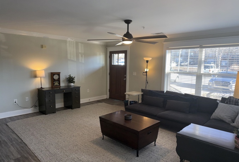 1101 TREE TOP WAY, Knoxville, Tennessee 37920, 3 Bedrooms Bedrooms, 5 Rooms Rooms,3 BathroomsBathrooms,Residential,For Sale,TREE TOP,10211700