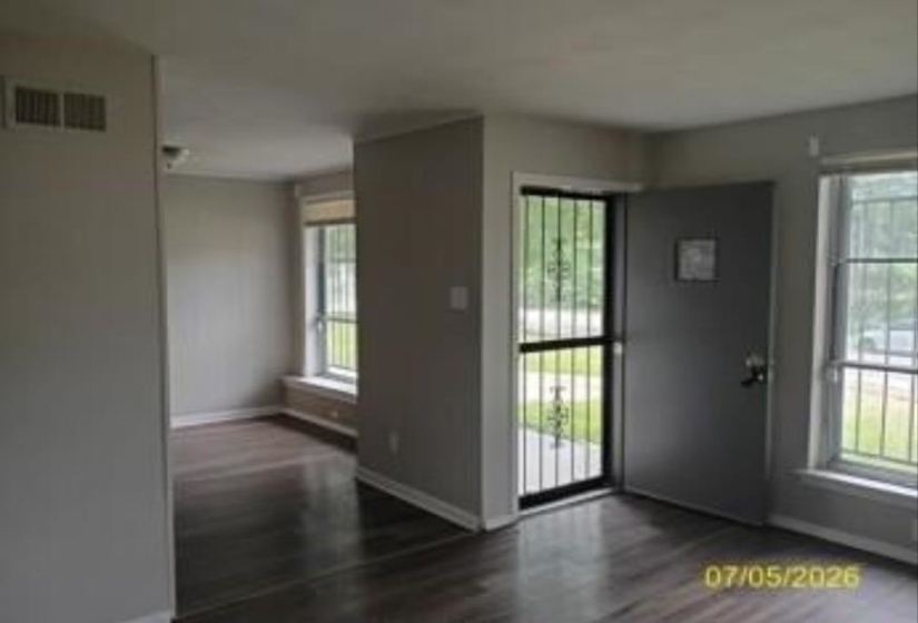 2287 PAMELA DR, Memphis, Tennessee 38127, 3 Bedroom Bedrooms, 6 Room Rooms,1.1 BathroomBathrooms,Residential,For Sale,PAMELA,0,10219172
