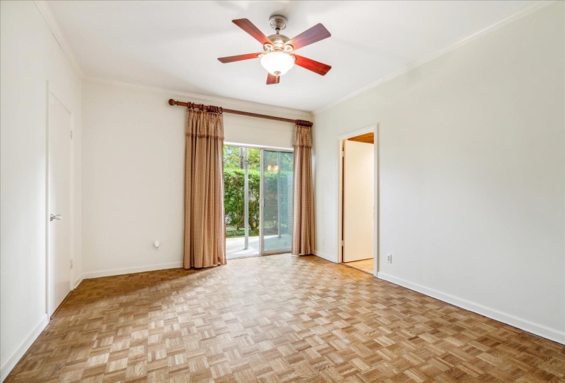 475 HIGHLAND ST, Memphis, Tennessee 38122, 2 Bedrooms Bedrooms, 4 Rooms Rooms,2 BathroomsBathrooms,Residential,For Sale,HIGHLAND,10219186