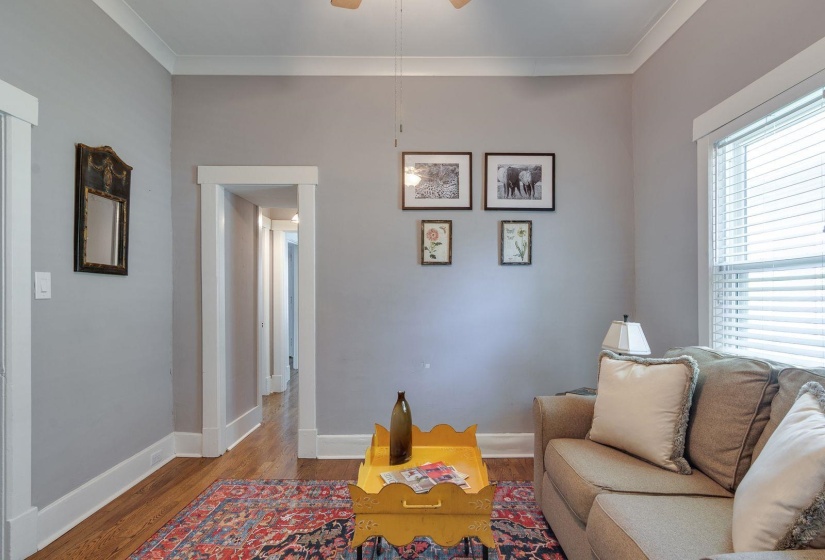 1932 CARR AVE, Memphis, Tennessee 38104, 3 Bedrooms Bedrooms, 6 Rooms Rooms,1 BathroomBathrooms,Residential,For Sale,CARR,10219187