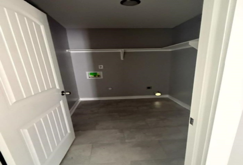 382 CARBON DR, Memphis, Tennessee 38109, 4 Bedrooms Bedrooms, 7 Rooms Rooms,2 BathroomsBathrooms,Residential,For Sale,CARBON,10219193