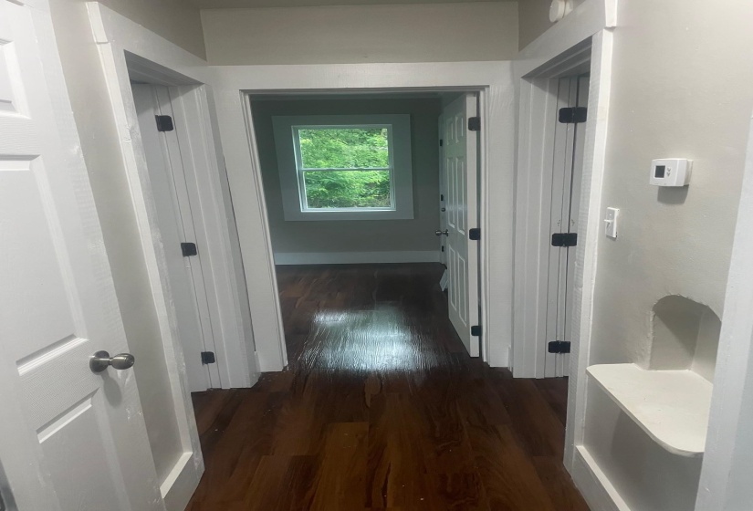 804 COLUMBIA ST, Memphis, Tennessee 38112, 2 Bedrooms Bedrooms, 6 Rooms Rooms,1 BathroomBathrooms,Rental Properties,For Sale,COLUMBIA,10219215