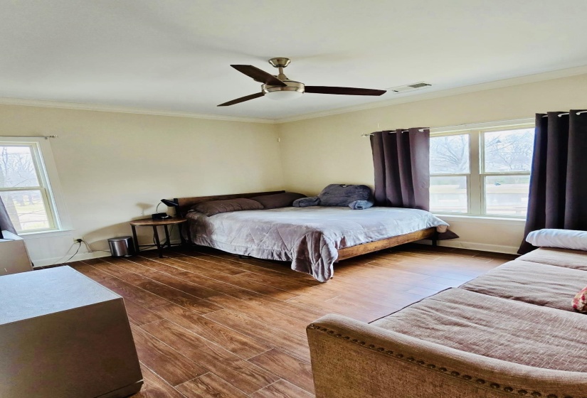 1465 PARKWAY ST, Memphis, Tennessee 38112, 4 Bedroom Bedrooms, 12 Room Rooms,4.1 BathroomBathrooms,Residential,For Sale,PARKWAY,0,10219209