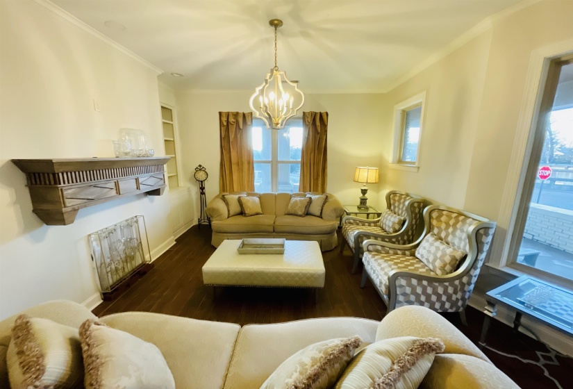 1465 PARKWAY ST, Memphis, Tennessee 38112, 4 Bedroom Bedrooms, 12 Room Rooms,4.1 BathroomBathrooms,Residential,For Sale,PARKWAY,0,10219209